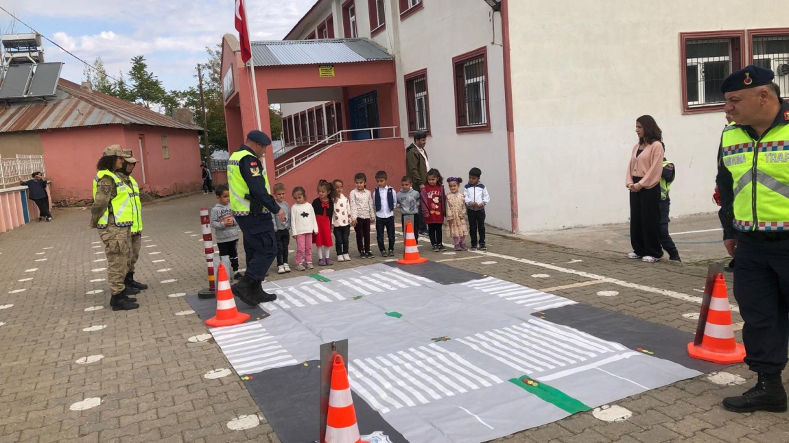 Jandarmadan Trafik Eğitimi